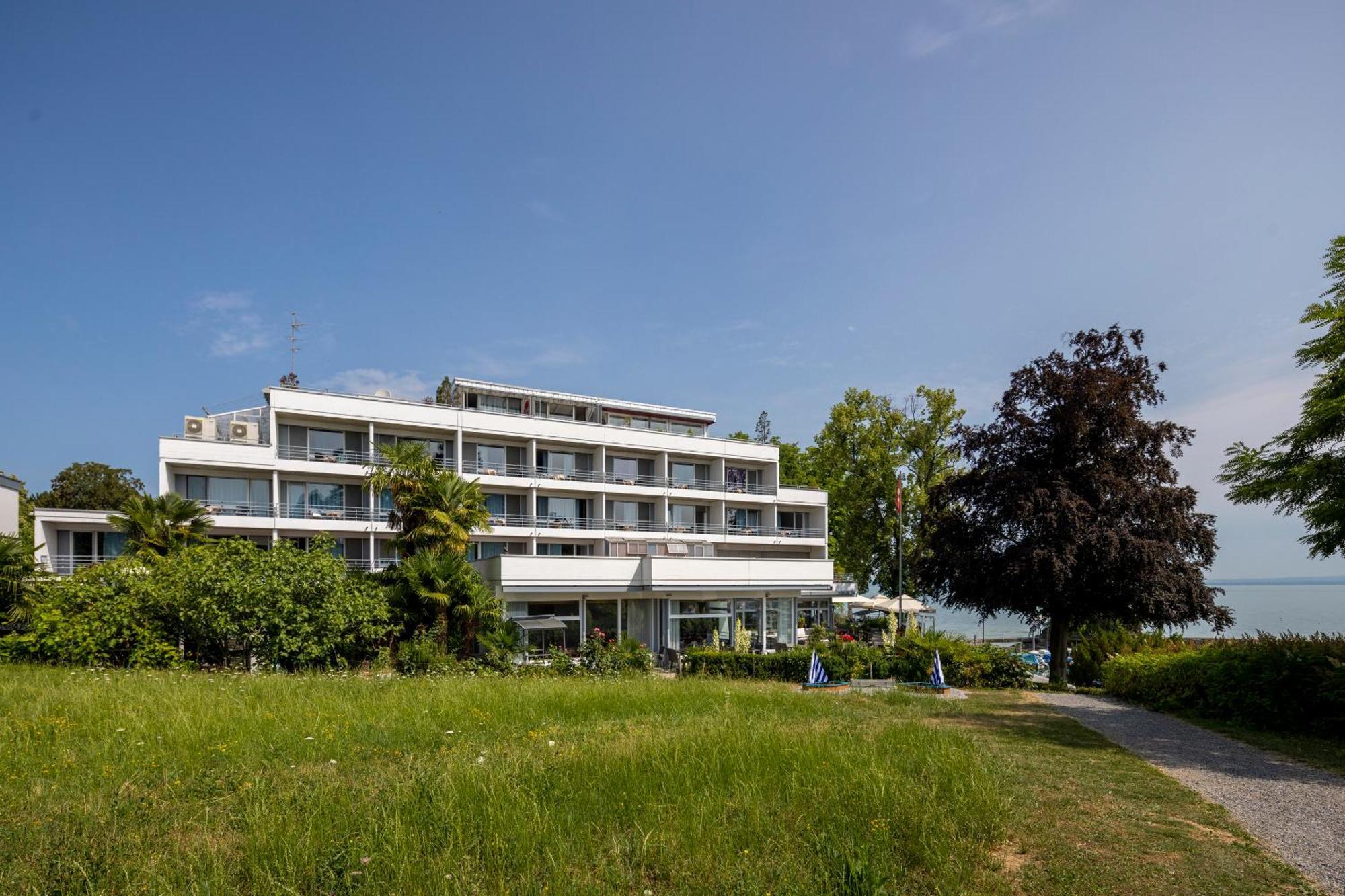 Park - Hotel Inseli Romanshorn Bagian luar foto