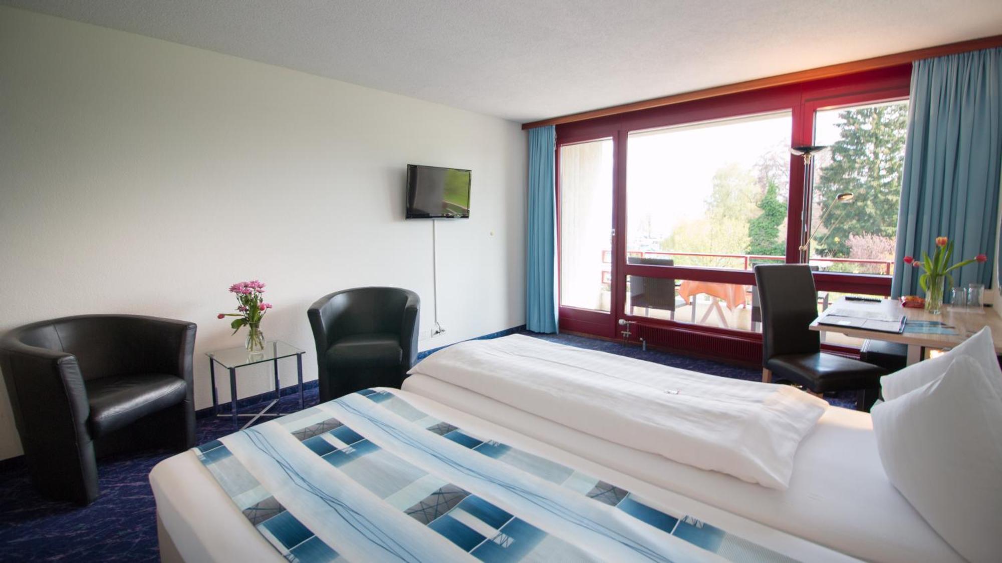 Park - Hotel Inseli Romanshorn Bagian luar foto