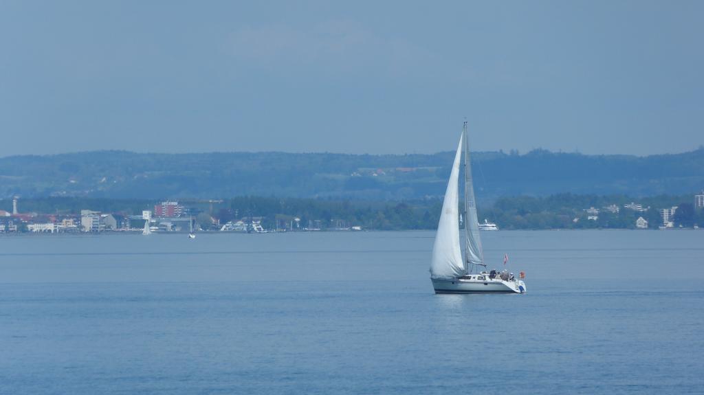 Park - Hotel Inseli Romanshorn Ruang foto
