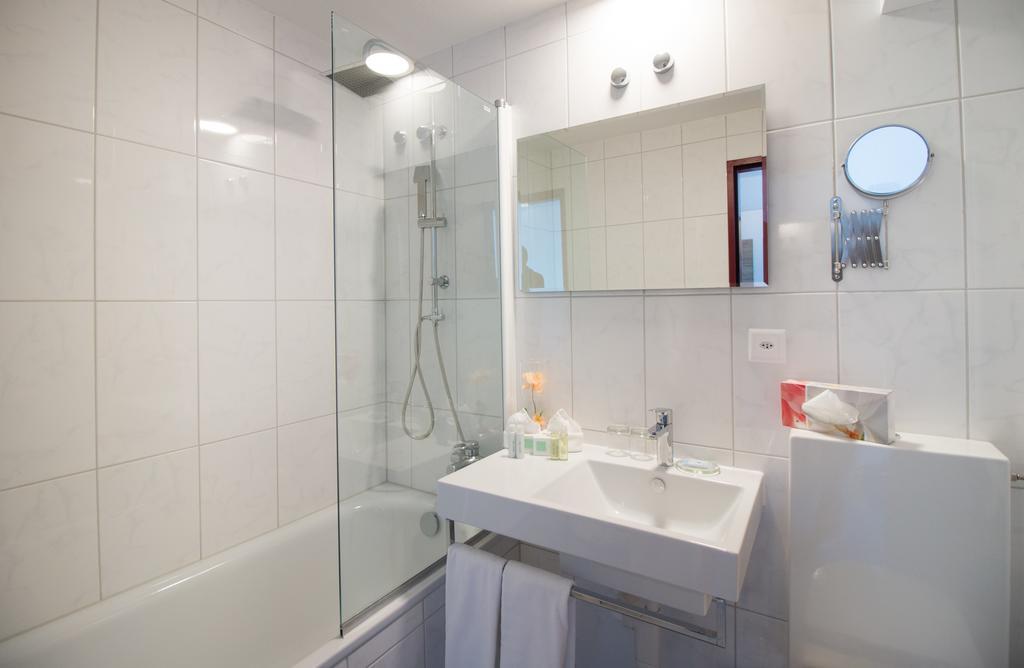 Park - Hotel Inseli Romanshorn Bagian luar foto