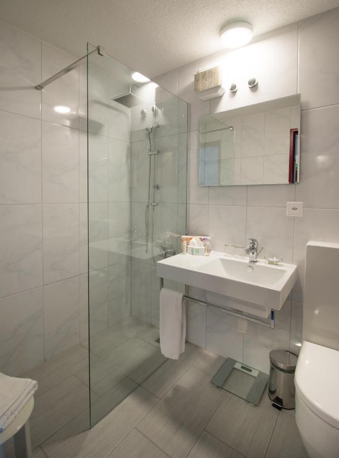 Park - Hotel Inseli Romanshorn Bagian luar foto